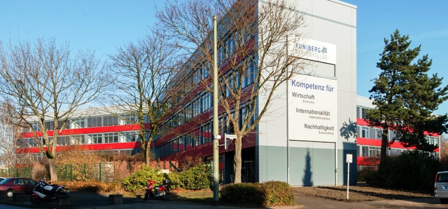 S01-03-Berufskolleg_Kuniberg_Ganz-